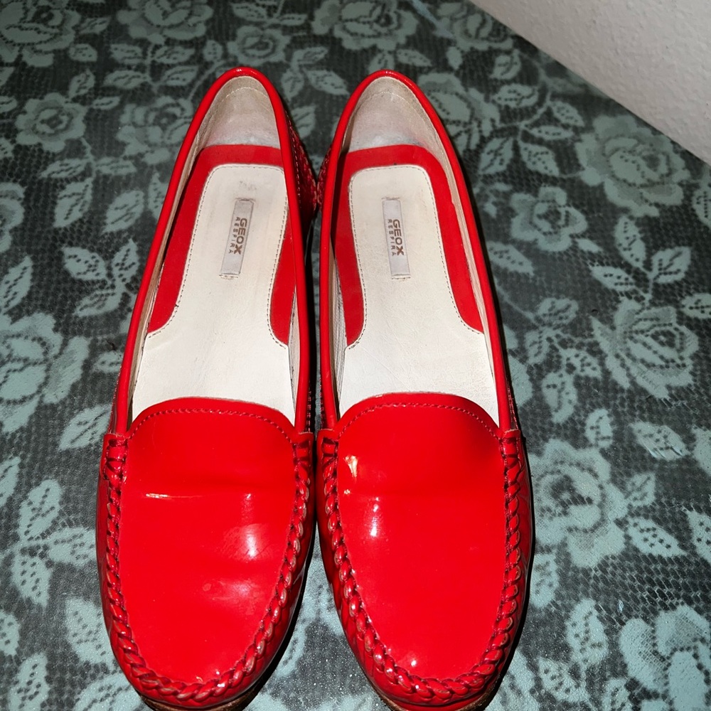 Women’s Geox Respira Patent Leather Shoes Mocs S37
